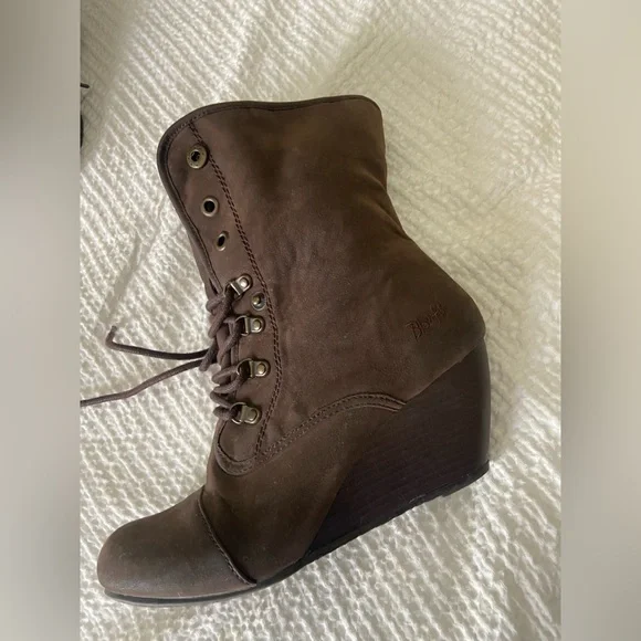 Blowfish Boots - Picture 2 of 12